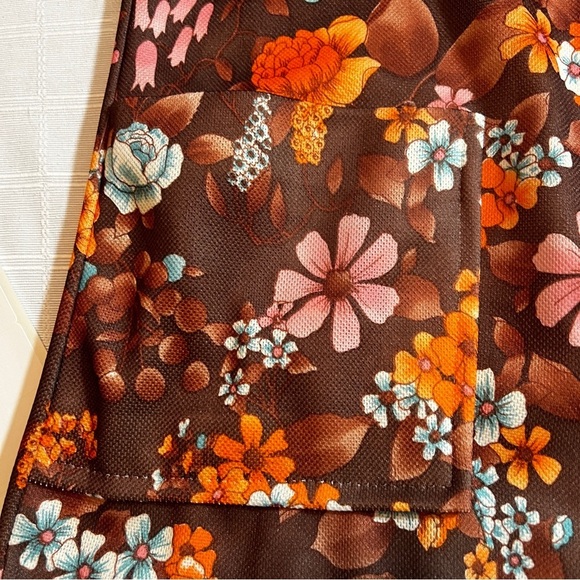 Vintage 1970's Floral Brown Button Up Short Sleeve Women's Shirt Grandmacore - Picture 8 of 9